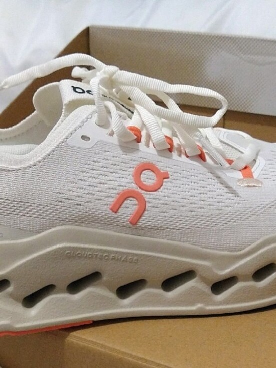 On Running Shoes - Ivory Salmon Cloudsurfer Max On Running Women's Sneakers